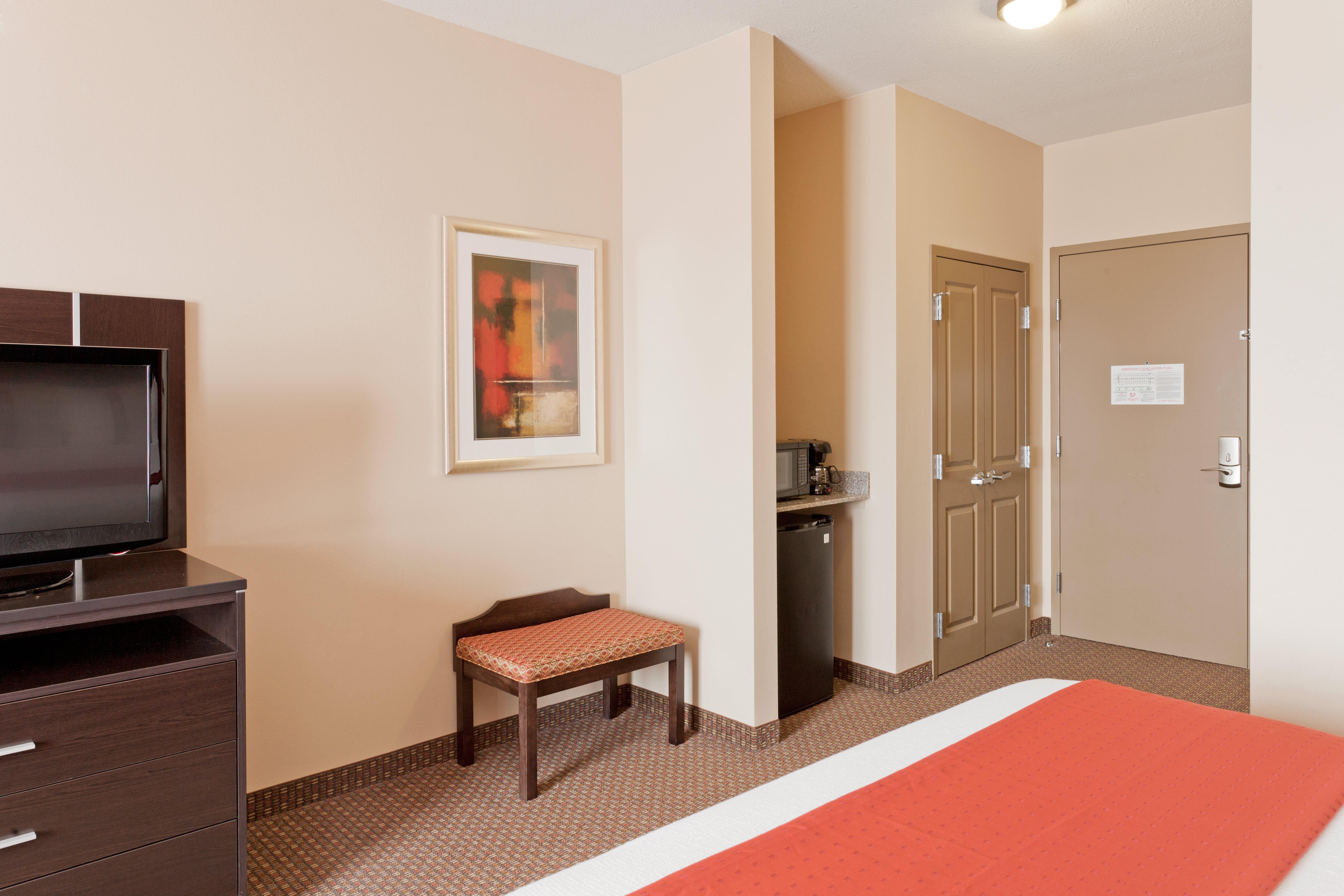 Holiday Inn Meridian East I 59 / I 20 Экстерьер фото